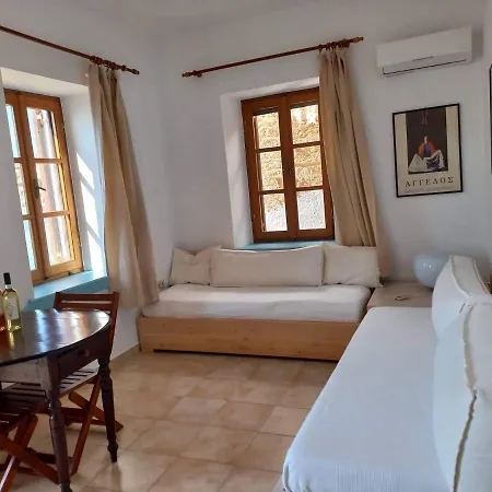 Amalia * Chalki Town