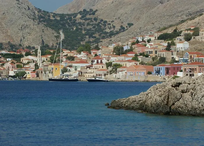 Amalia شقة Chalki Town