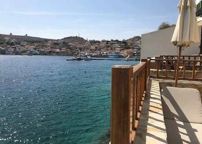 شقة Amalia Chalki Town